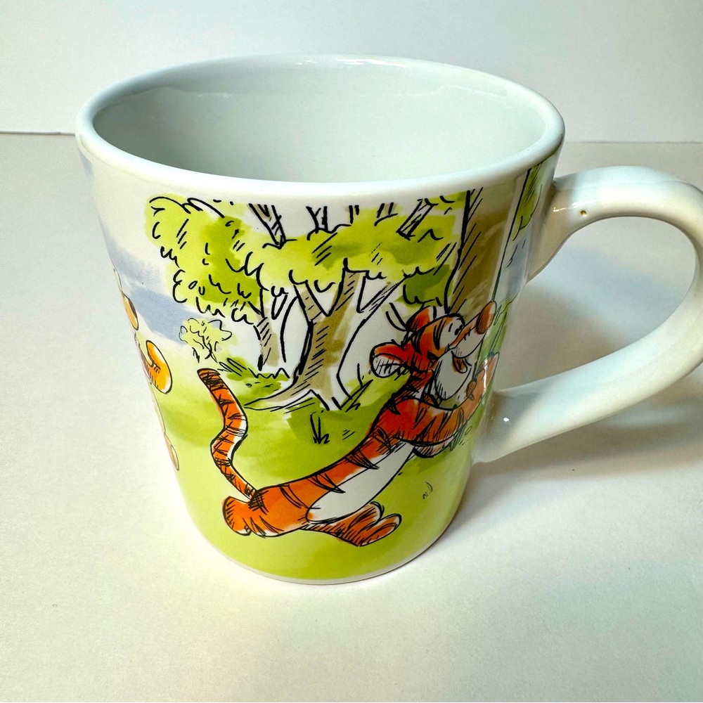 NWT. Disney Winnie the Pooh & Friends "Follow The Leader " 16oz Coffee Cup